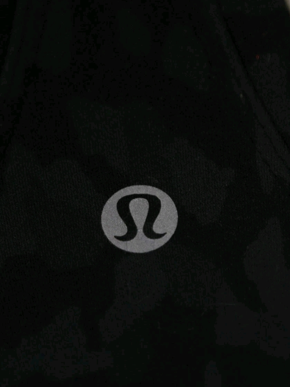 lululemon athletica Black Camo Cool Racerback Tank SZ 8 - Picture 4 of 4